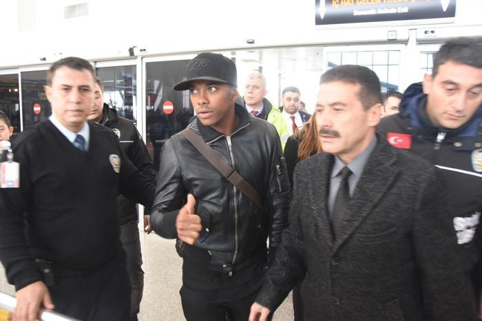 Robinhoya Sivasta coşkulu karşılama