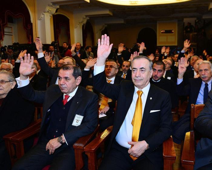 Galatasarayda tarihi bir seçim oldu, ilk kez aktif bir başkan girdiği seçimi kaybetti. Üstelik Dursun Özbek seçimi de kendisi istemişti. Yeni Başkan Mustafa Cengizi ve Dursun Beyin seçim kaybını nasıl değerlendiriyorsunuz