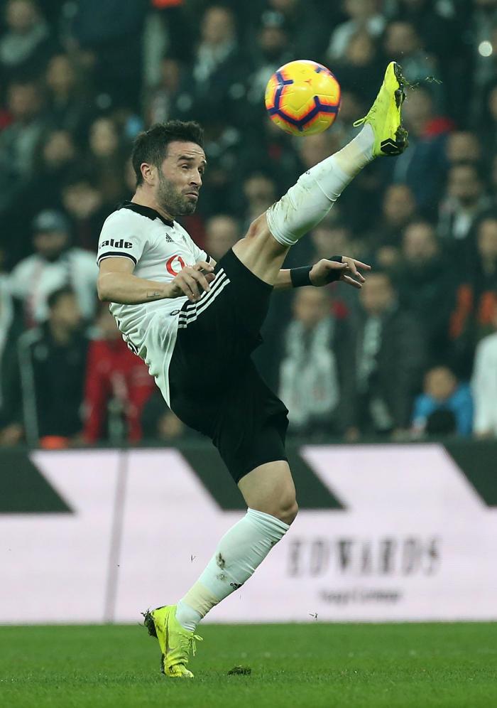 Fanatik yazarlarının Beşiktaş - Trabzonspor maçı yorumları
