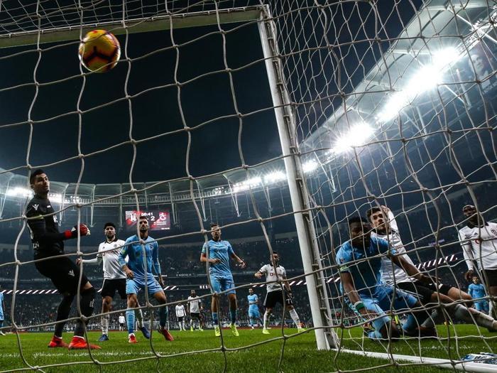 Fanatik yazarlarının Beşiktaş - Trabzonspor maçı yorumları