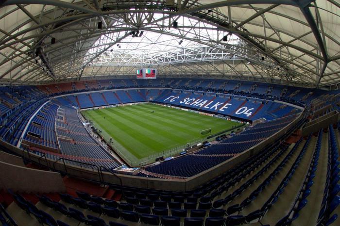 9) Veltins Arena (Schalke 04)