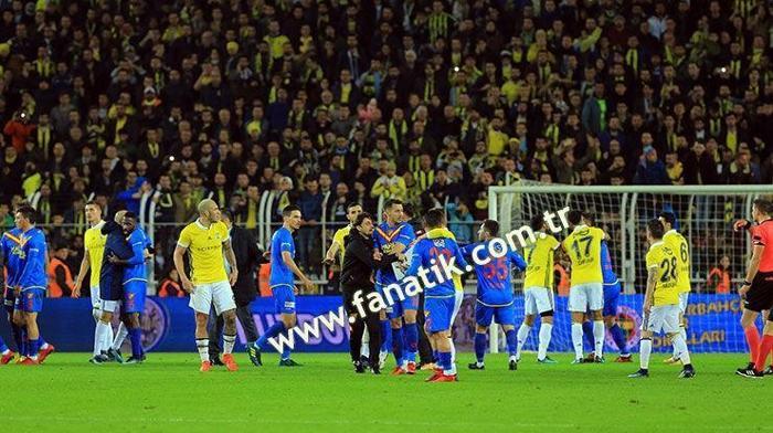 Fenerbahçe-Göztepe maçından kareler..