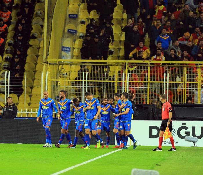 Fanatik yazarlarının Fenerbahçe - Göztepe maçı yorumları