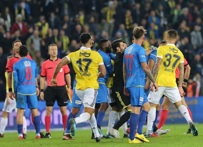Fanatik yazarlarının Fenerbahçe - Göztepe maçı yorumları