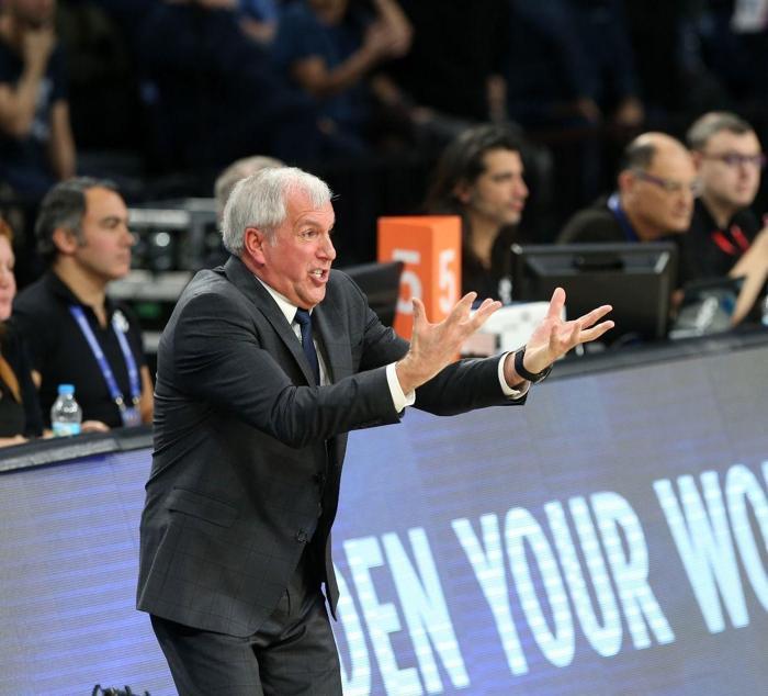 EuroLeaguede derbi heyecanı yaşandı