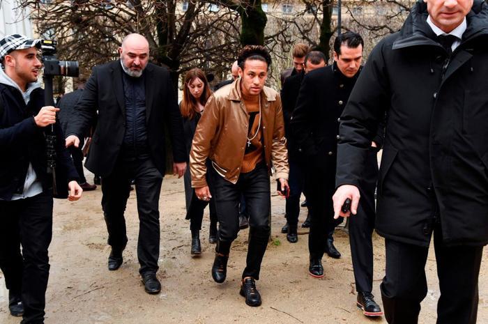 Futbol dünyası moda haftasında bir araya geldi