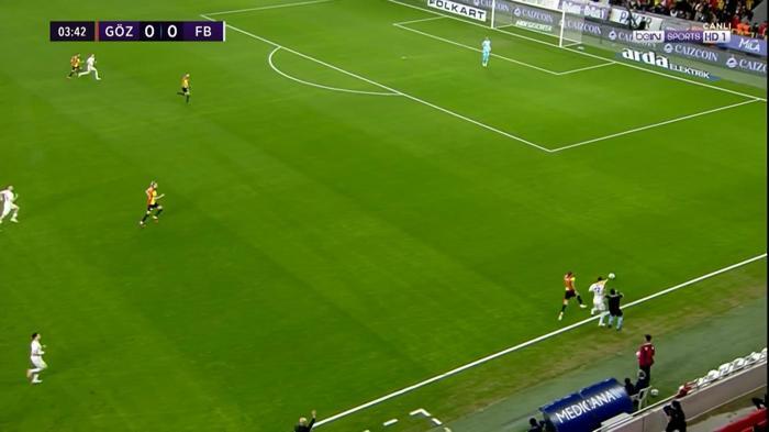 Göztepe-Fenerbahçe maçında korkutan an: İrfan Can Kahveci...