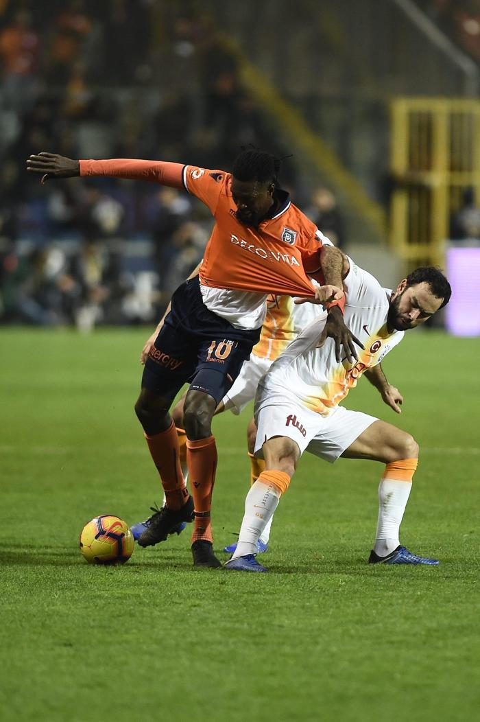Fanatik yazarlarının Başakşehir - Galatasaray maçı yorumları