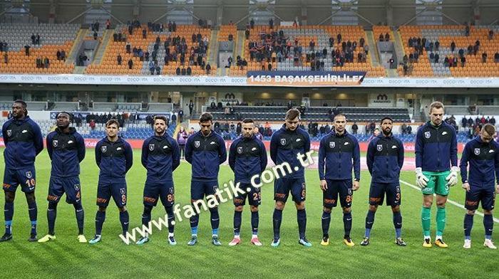Arda Turan heyecandan yerinde duramadı