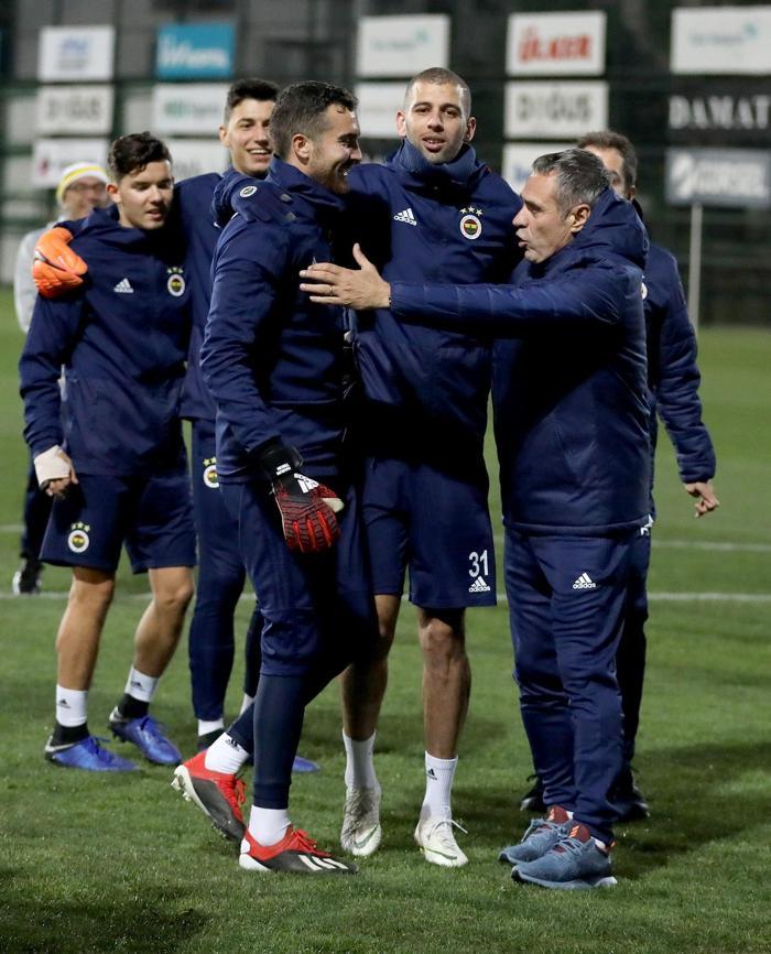 Fenerbahçede Ersun Yanal rüzgarı