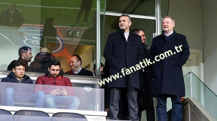 Arda Turan heyecandan yerinde duramadı