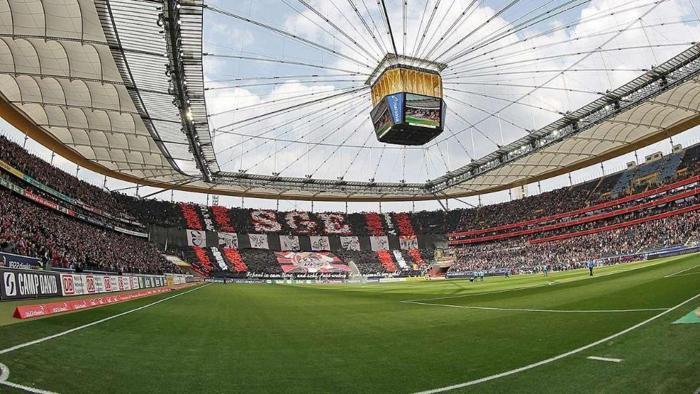 13) Eintracht Frankfurt