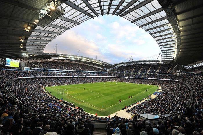9) Manchester City
