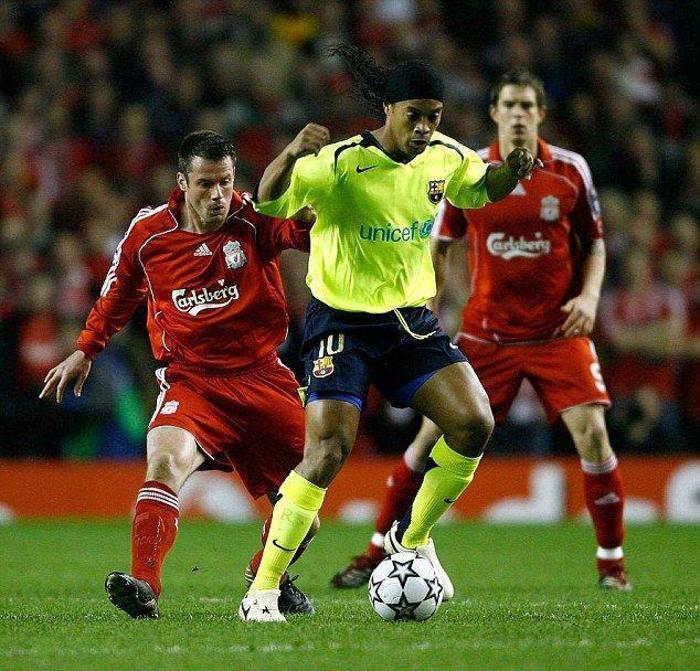 Ronaldinho futbolu bıraktı