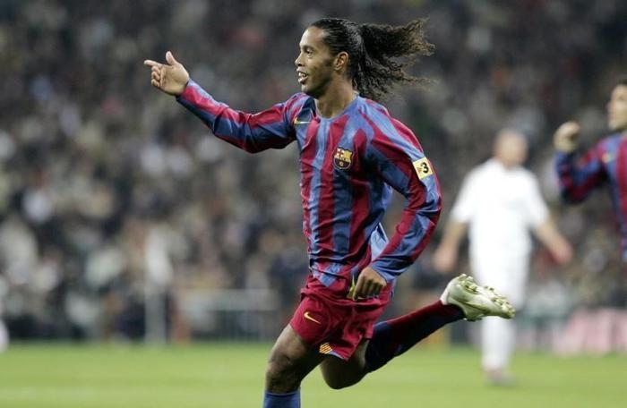 Ronaldinho futbolu bıraktı