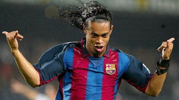 Ronaldinho futbolu bıraktı