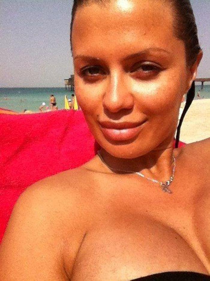 Marouane Fellaini Rus Playboy Victoria Bonya ile görüntülendi