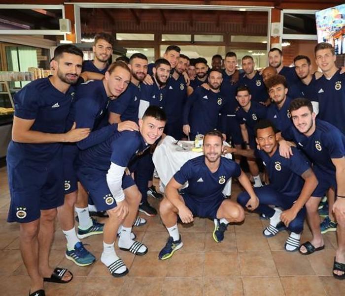 Fenerbahçe, Ersun Yanalla ilk antrenmanına çıktı