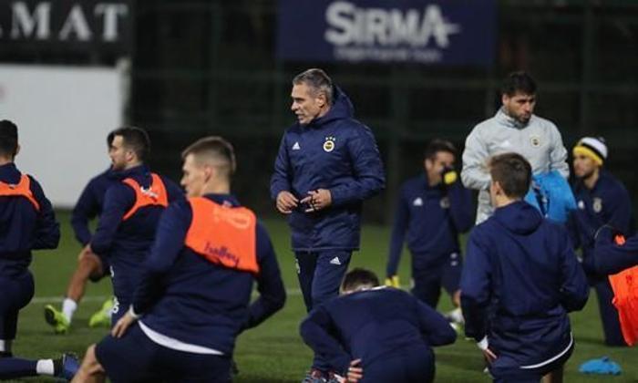 Fenerbahçe, Ersun Yanalla ilk antrenmanına çıktı