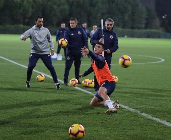 Fenerbahçe, Ersun Yanalla ilk antrenmanına çıktı