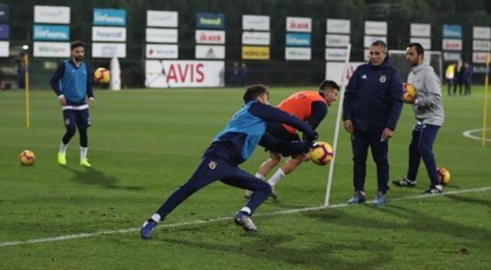 Fenerbahçe, Ersun Yanalla ilk antrenmanına çıktı