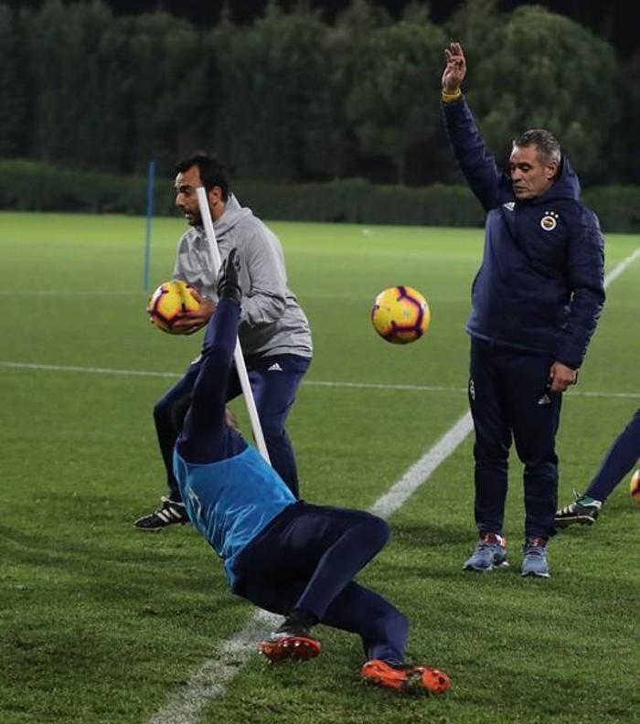 Fenerbahçe, Ersun Yanalla ilk antrenmanına çıktı