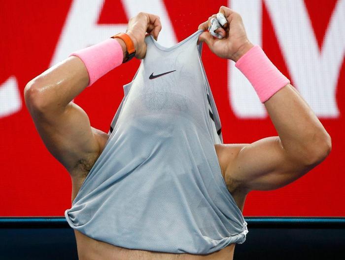 Rafael Nadal kolsuz tişörtü hatırladı