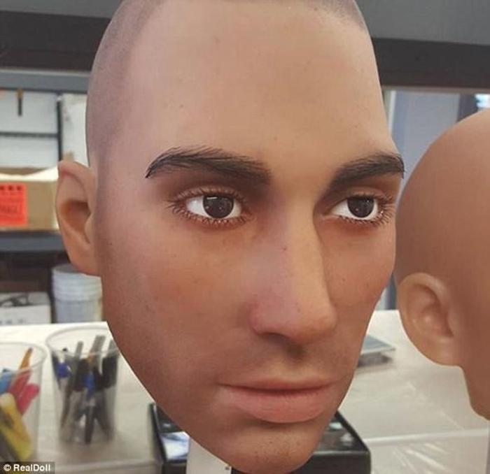 Seks robotları piyasaya çıktı