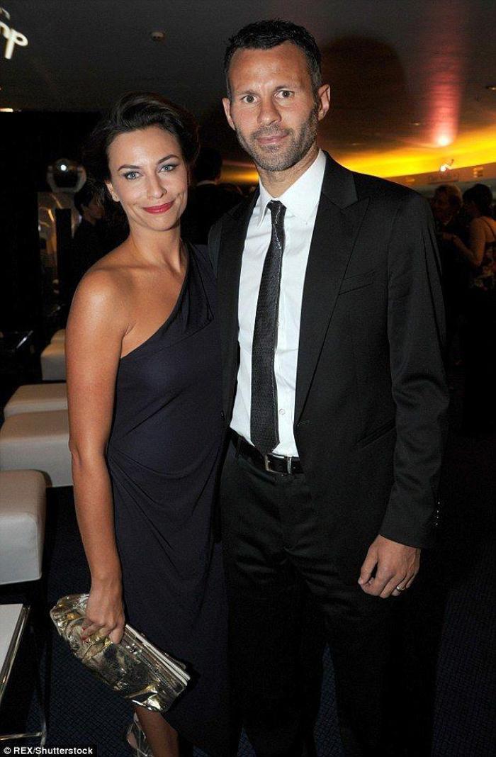 Ryan Giggs uğruna eşini boşadığı Kate Grevillei şirketinde işe aldı