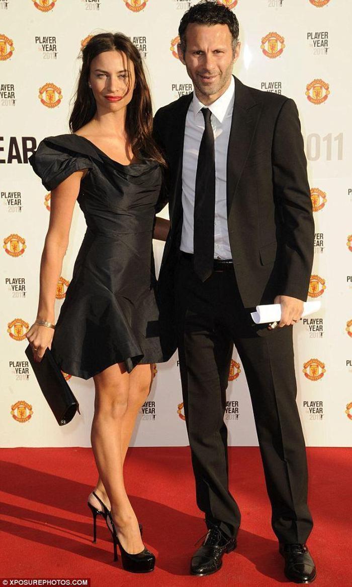 Ryan Giggs uğruna eşini boşadığı Kate Grevillei şirketinde işe aldı