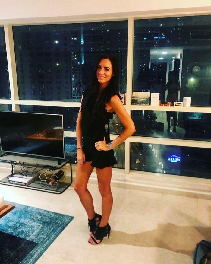 Ryan Giggs uğruna eşini boşadığı Kate Grevillei şirketinde işe aldı