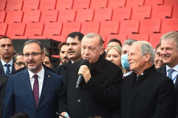 Alsancak Mustafa Denizli Stadının açılışını Cumhurbaşkanı Erdoğan yaptı