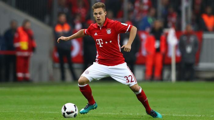 Joshua Kimmich (Sağ bek)