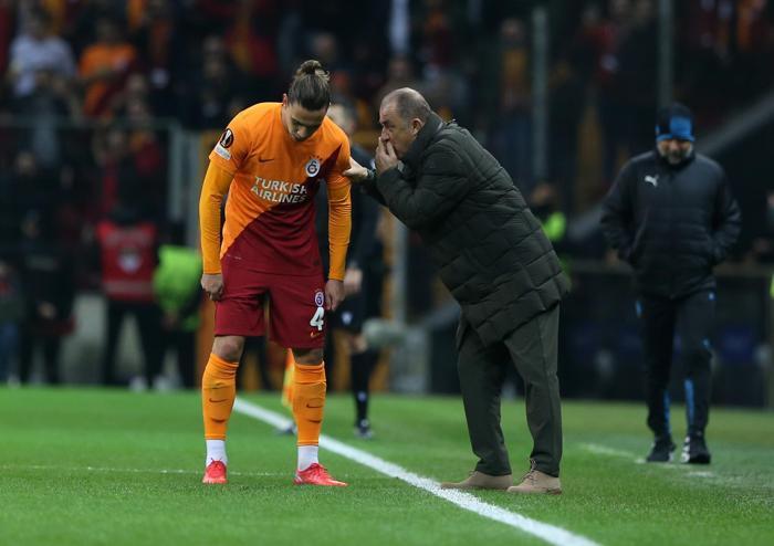 Fanatik yazarları Galatasaray - Marsilya maçını değerlendirdi