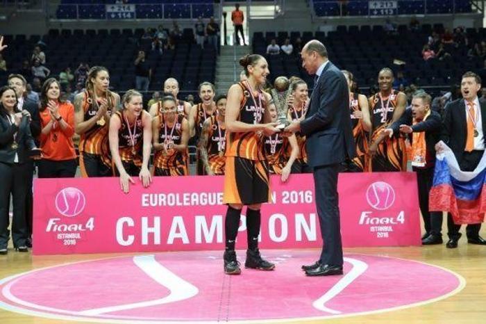 Galatasaray, eski günlerini arıyor