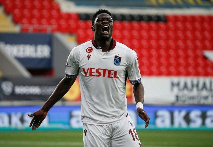 Son dakika: Beşiktaş Trabzonsporun eski yıldızı Caleb Ekubanı istiyor