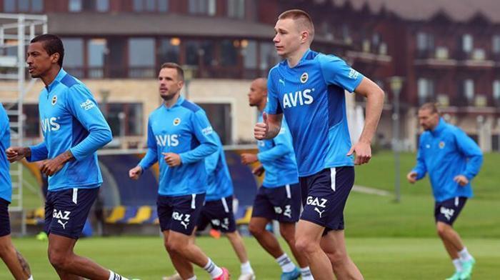 Son dakika Fenerbahçe haberi: Attila Szalai transferini duyurdular