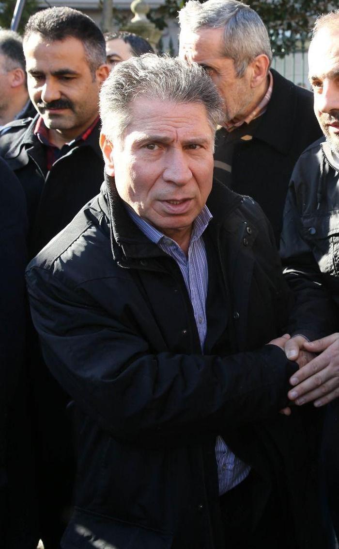 Münir Özkul son yolculuğuna uğurlandı