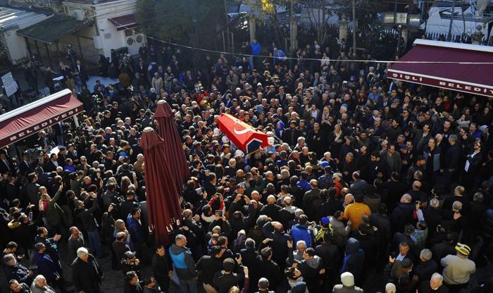 Münir Özkul son yolculuğuna uğurlandı