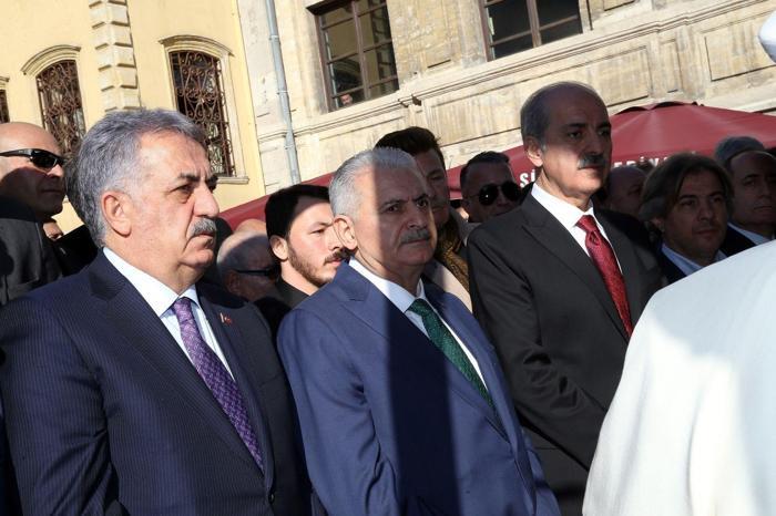 Münir Özkul son yolculuğuna uğurlandı