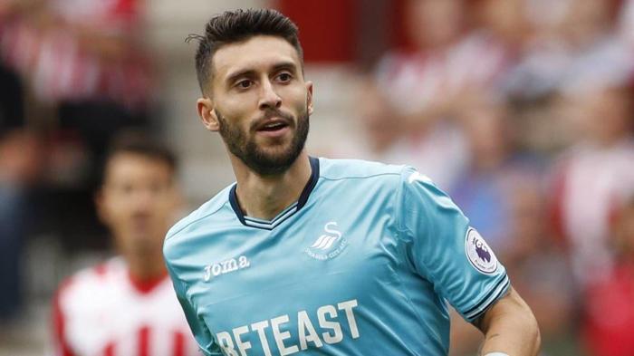 45) Borja Bastón (Swensea)