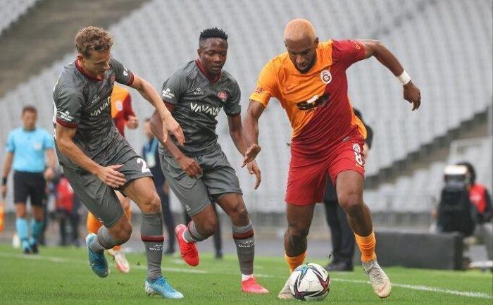 Son dakika | Galatasarayda gidecekler belli olmaya başladı