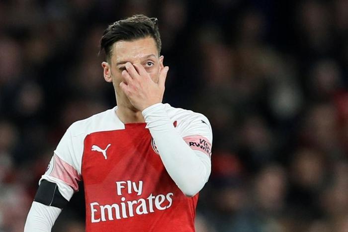 Mesut Özil, Fortnite yüzünden mi sakatlandı Unai Emery açıkladı...