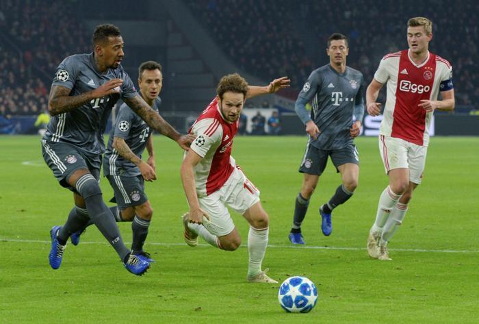 Thomas Müllerden Nicolas Tagliaficoya insalık dışı faul