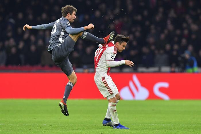 Thomas Müllerden Nicolas Tagliaficoya insalık dışı faul