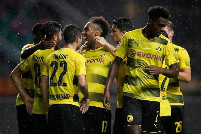 17) Borussia Dortmund