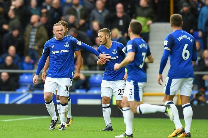 27) Everton