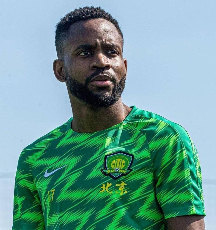 Son dakika transfer haberi Galatasaraydan Bakambu bombası
