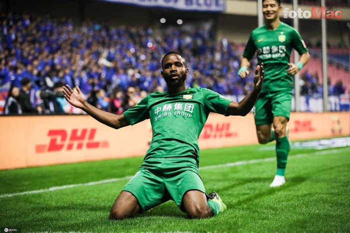 Son dakika transfer haberi Galatasaraydan Bakambu bombası