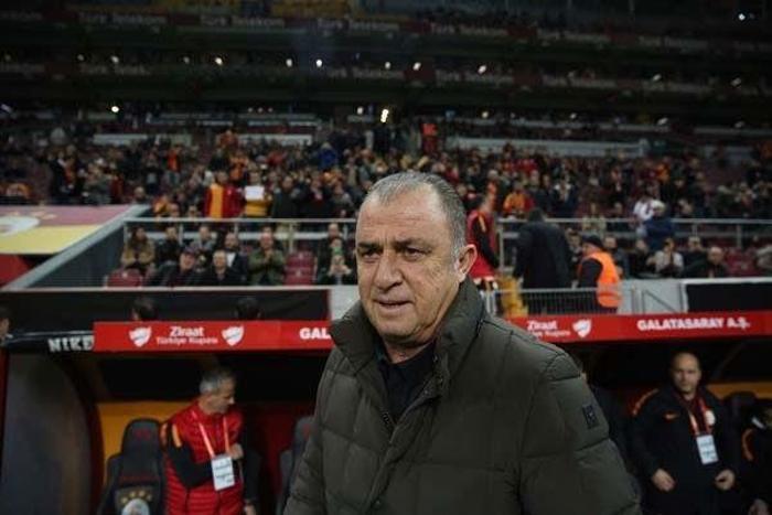 Terim ile ilk kriz